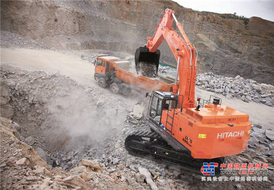 全能表现赢殊荣 日立建机ZX690LCH-5A获工程机械年度产品TOP50金奖