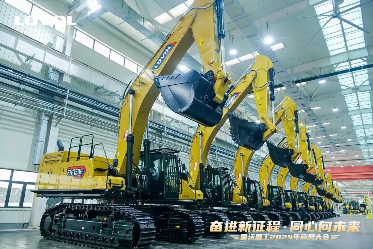 潍柴智慧重工新工厂 科技赋能，年产两万台引领工程机械新纪元